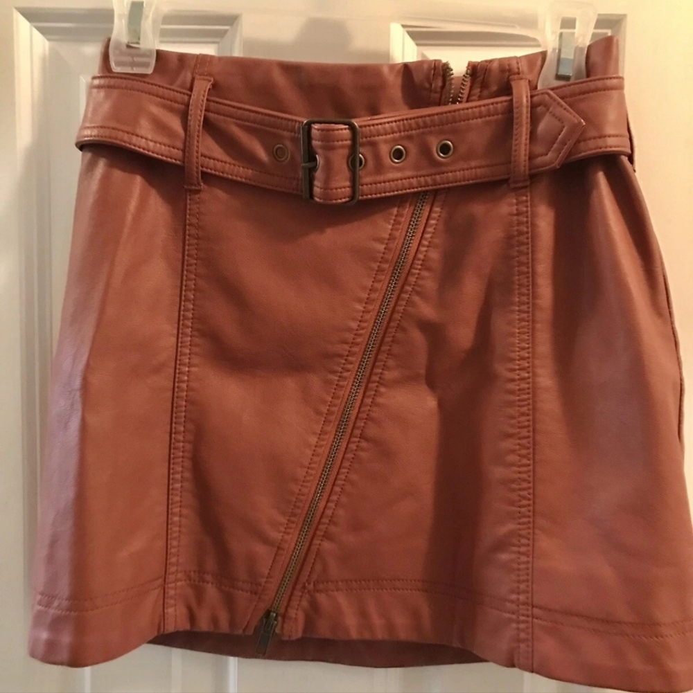 Leather Mini Skirt - Picture 3 of 7